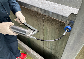 振れ止めローラーの調整